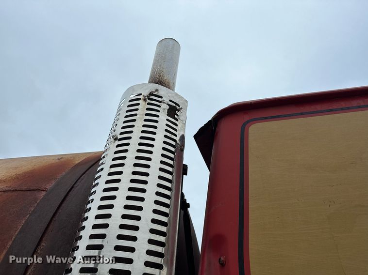 image for item DP3263 1985 Volvo White  water truck