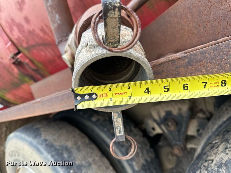 image for item DP3263 1985 Volvo White  water truck