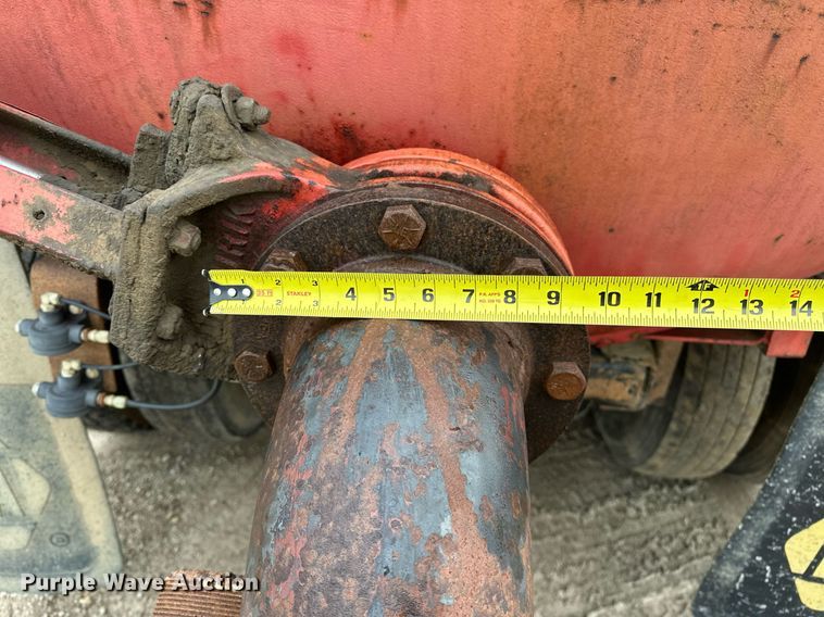 image for item DP3263 1985 Volvo White  water truck