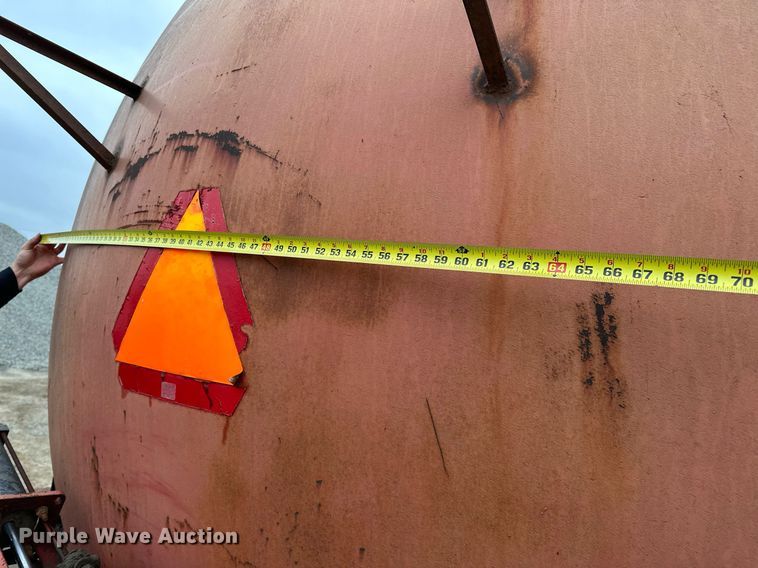 image for item DP3263 1985 Volvo White  water truck