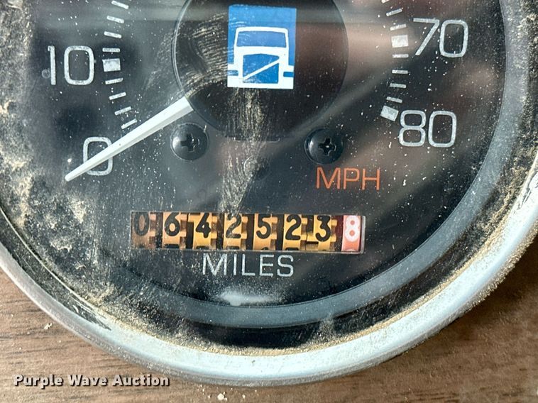 image for item DP3263 1985 Volvo White  water truck