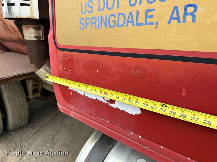 image for item DP3263 1985 Volvo White  water truck