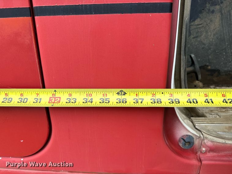 image for item DP3263 1985 Volvo White  water truck