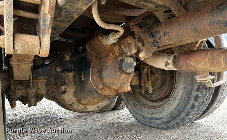 image for item DP3263 1985 Volvo White  water truck