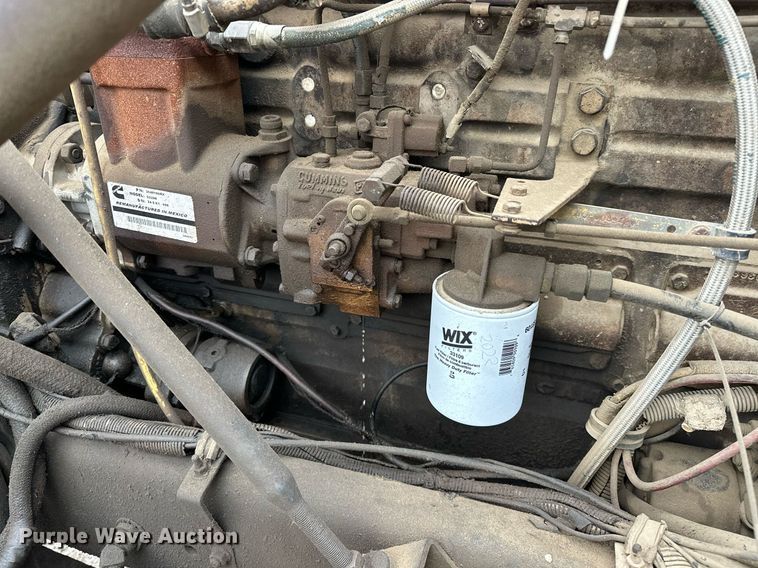 image for item DP3263 1985 Volvo White  water truck