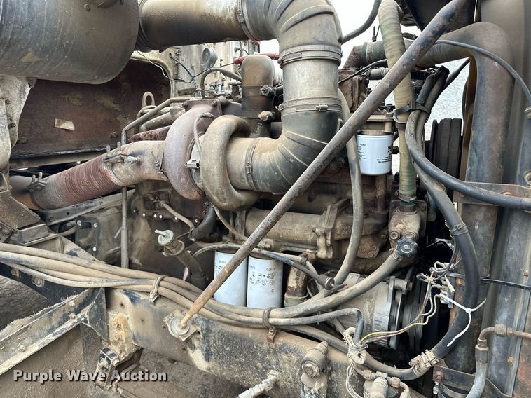 image for item DP3263 1985 Volvo White  water truck