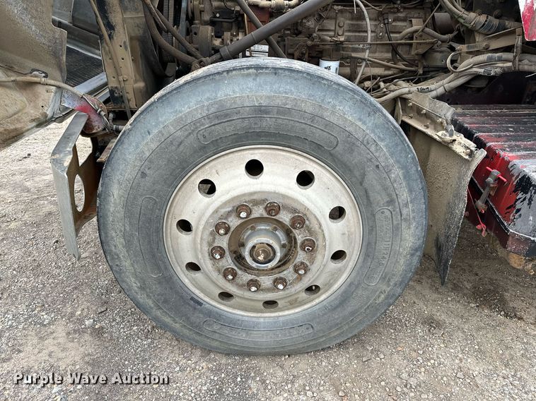 image for item DP3263 1985 Volvo White  water truck