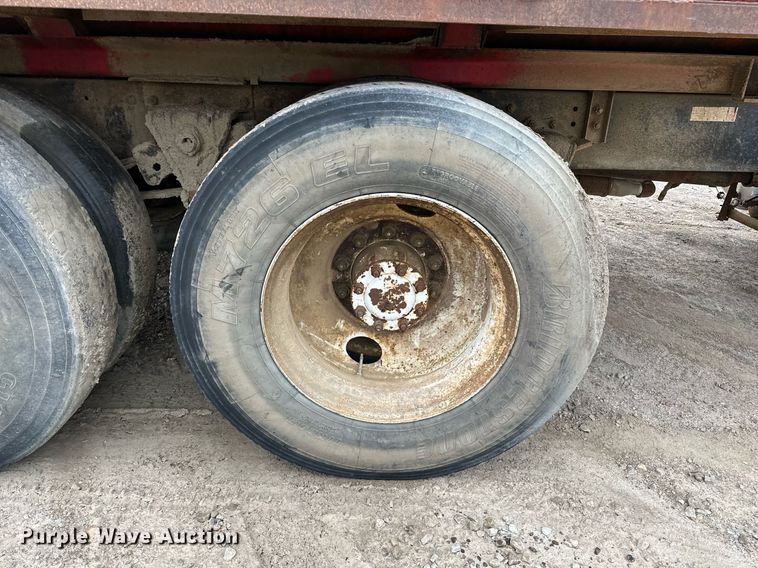 image for item DP3263 1985 Volvo White  water truck