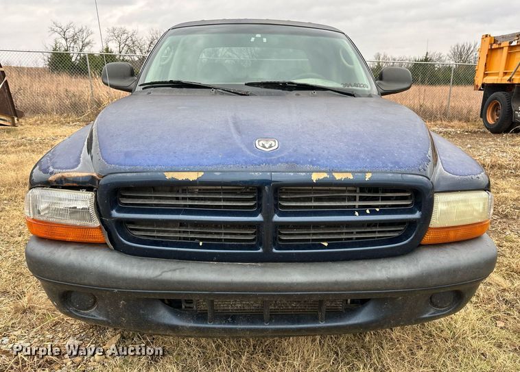 image for item DP3269 2001 Dodge Dakota  Quad Cab pickup truck