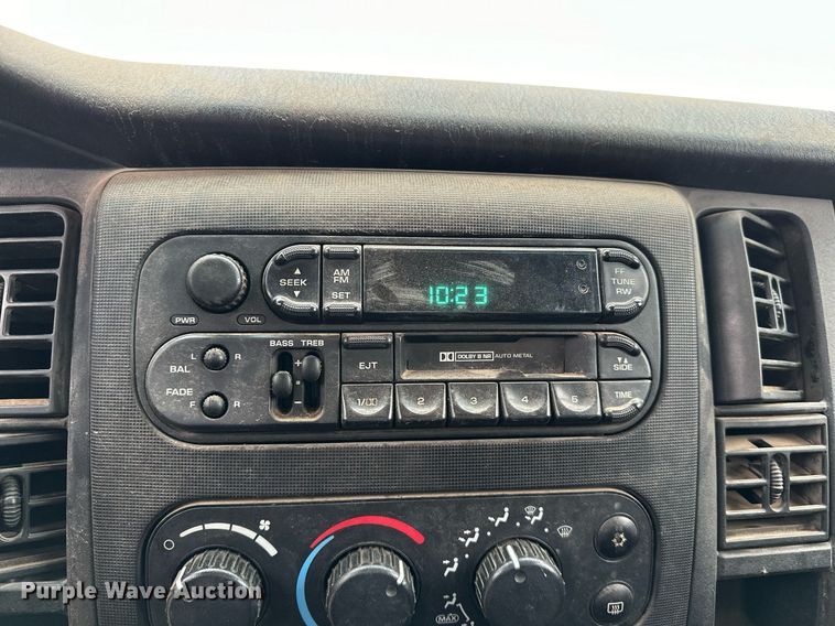 image for item DP3269 2001 Dodge Dakota  Quad Cab pickup truck