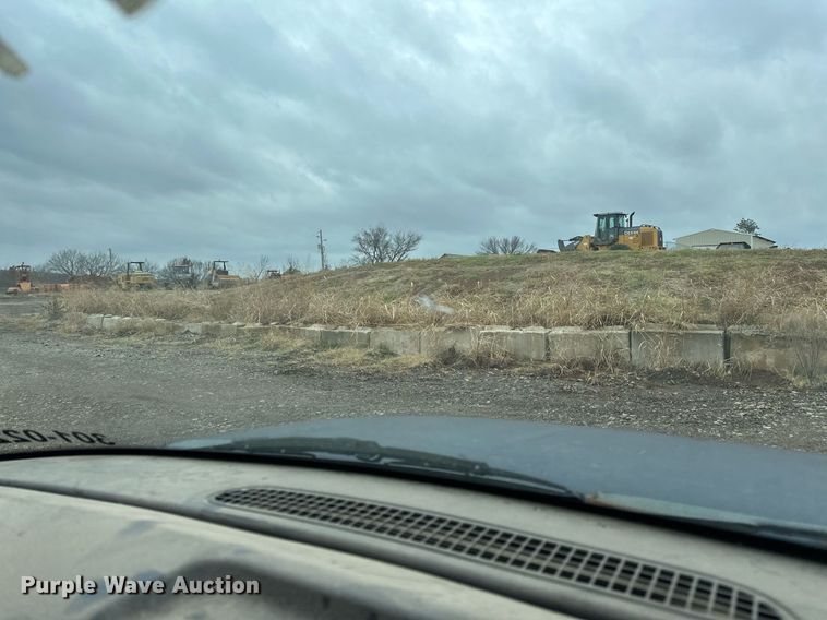 image for item DP3269 2001 Dodge Dakota  Quad Cab pickup truck