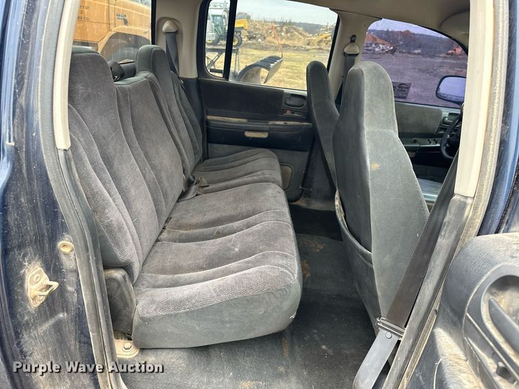 image for item DP3269 2001 Dodge Dakota  Quad Cab pickup truck