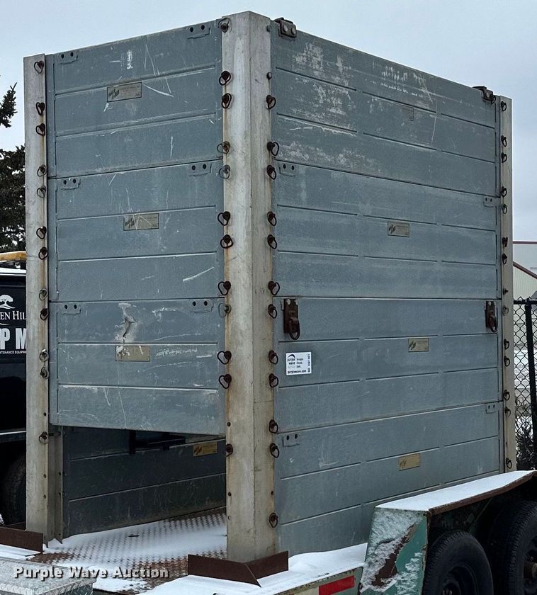 image for item DQ7407 Trench box