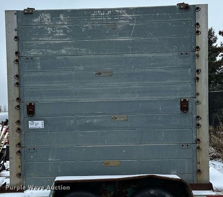 image for item DQ7407 Trench box