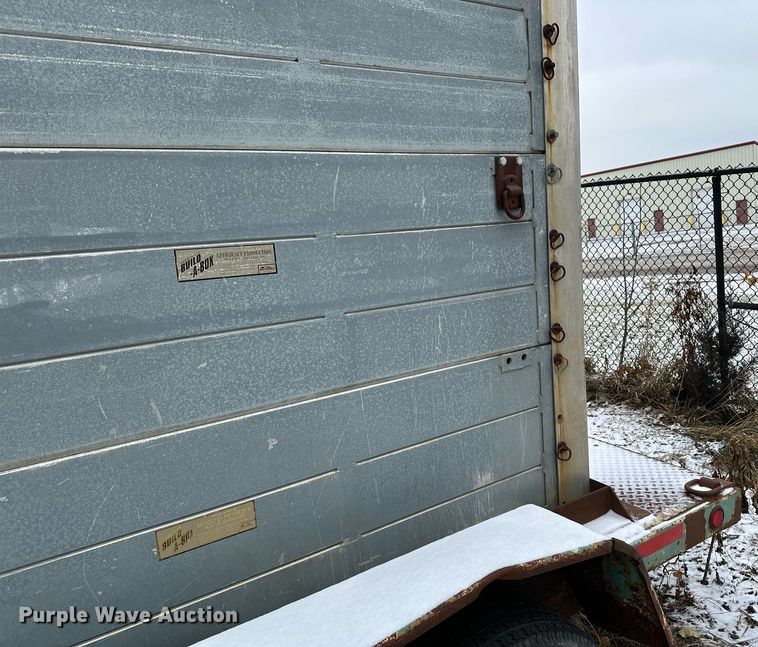 image for item DQ7407 Trench box