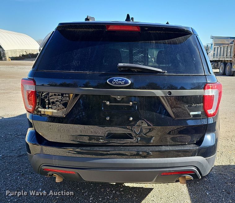 image for item DR5867 2016 Ford Explorer Police Interceptor  SUV