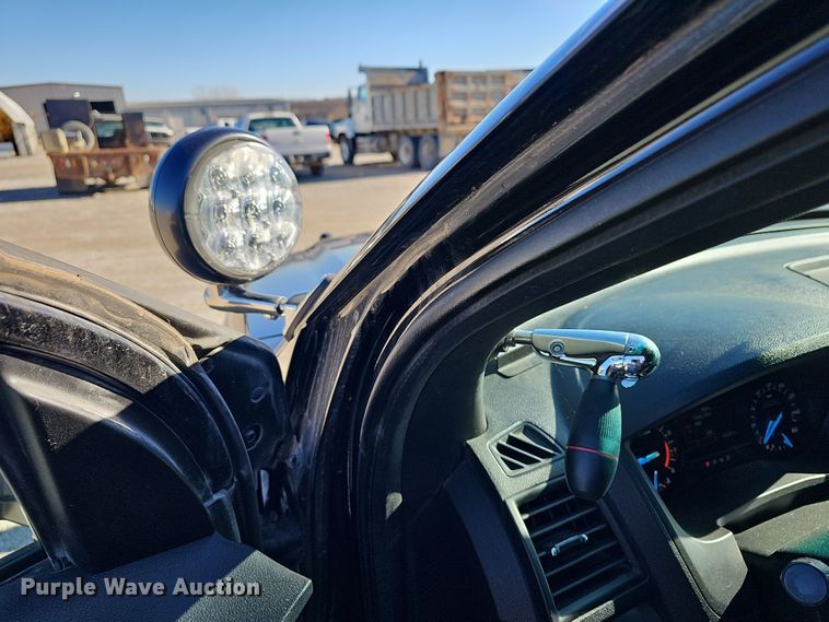 image for item DR5867 2016 Ford Explorer Police Interceptor  SUV