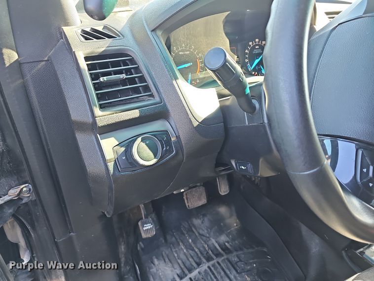 image for item DR5867 2016 Ford Explorer Police Interceptor  SUV