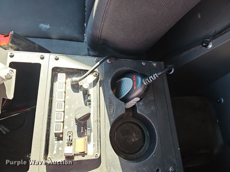 image for item DR5867 2016 Ford Explorer Police Interceptor  SUV