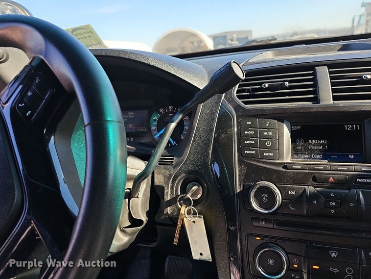 image for item DR5867 2016 Ford Explorer Police Interceptor  SUV