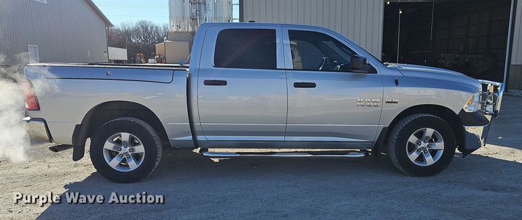 image for item DR5873 2014 Dodge Ram 1500  Crew Cab pickup truck