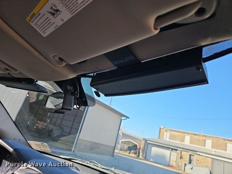 image for item DR5873 2014 Dodge Ram 1500  Crew Cab pickup truck