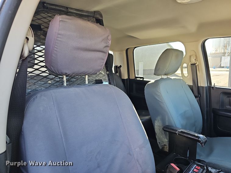 image for item DR5873 2014 Dodge Ram 1500  Crew Cab pickup truck