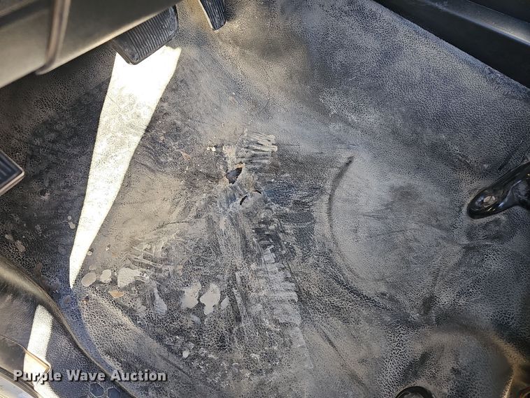 image for item DR5873 2014 Dodge Ram 1500  Crew Cab pickup truck