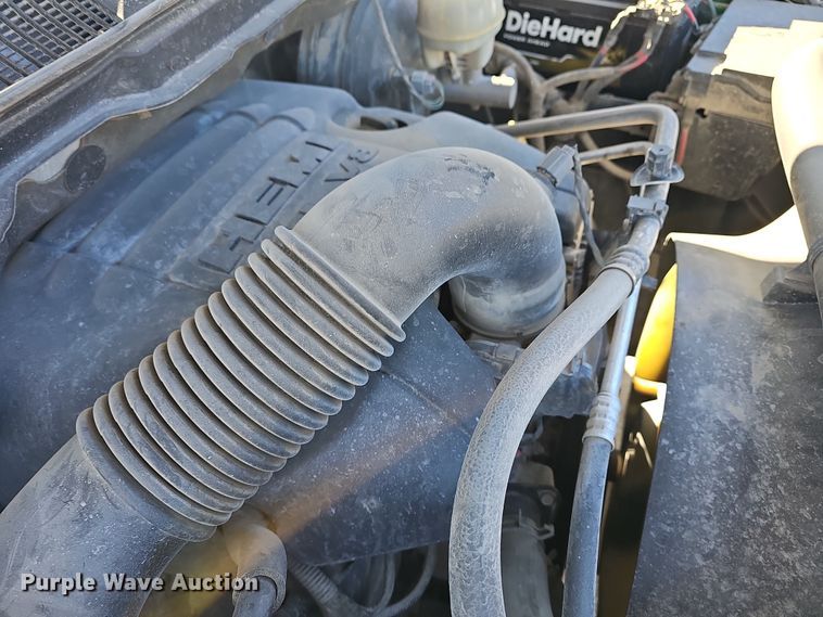 image for item DR5873 2014 Dodge Ram 1500  Crew Cab pickup truck