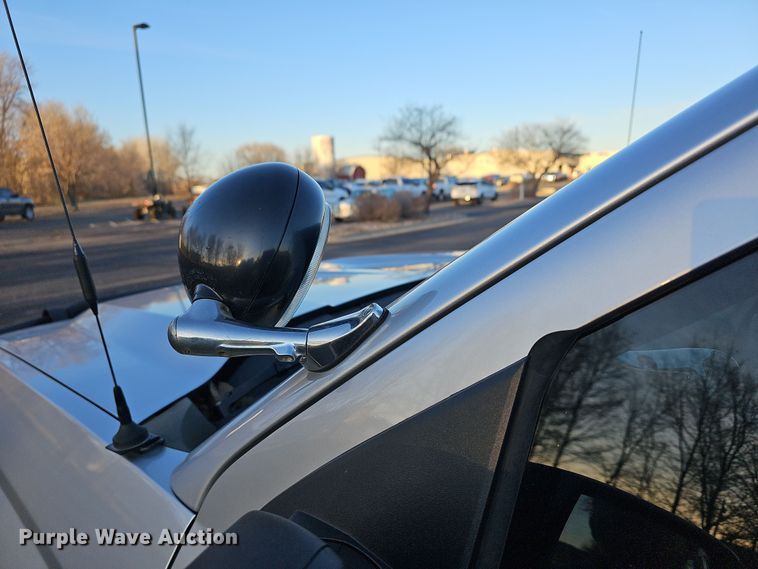 image for item DR5917 2018 Chevrolet Silverado 1500  Crew Cab pickup truck