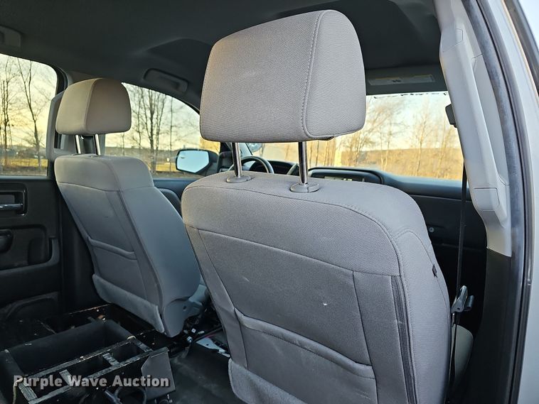 image for item DR5917 2018 Chevrolet Silverado 1500  Crew Cab pickup truck