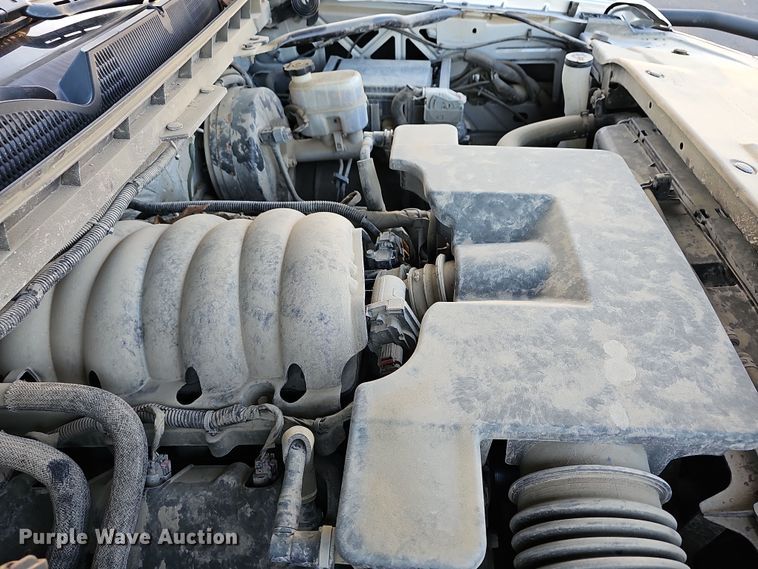 image for item DR5917 2018 Chevrolet Silverado 1500  Crew Cab pickup truck