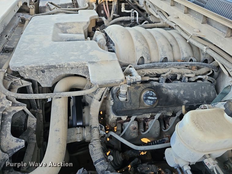 image for item DR5917 2018 Chevrolet Silverado 1500  Crew Cab pickup truck