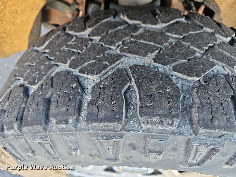 image for item DR5917 2018 Chevrolet Silverado 1500  Crew Cab pickup truck