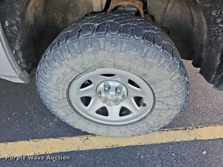 image for item DR5917 2018 Chevrolet Silverado 1500  Crew Cab pickup truck