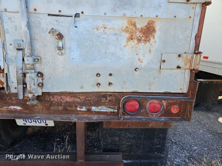 image for item DR5922 1984 Dorsey SS01454TS  dry van trailer