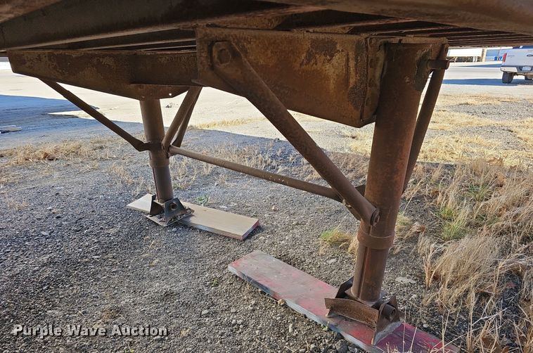 image for item DR5922 1984 Dorsey SS01454TS  dry van trailer