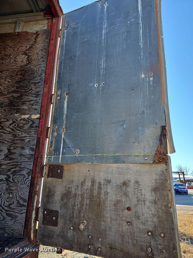 image for item DR5922 1984 Dorsey SS01454TS  dry van trailer