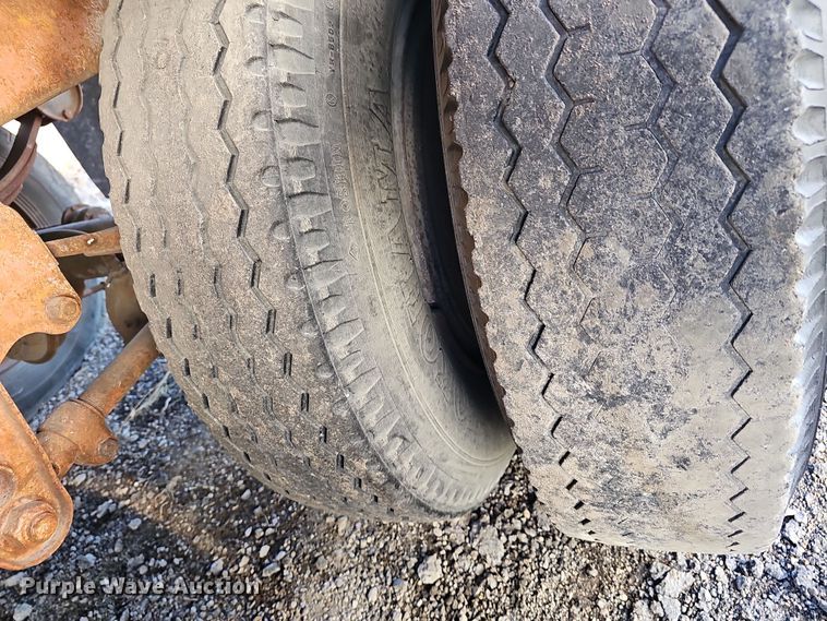 image for item DR5922 1984 Dorsey SS01454TS  dry van trailer