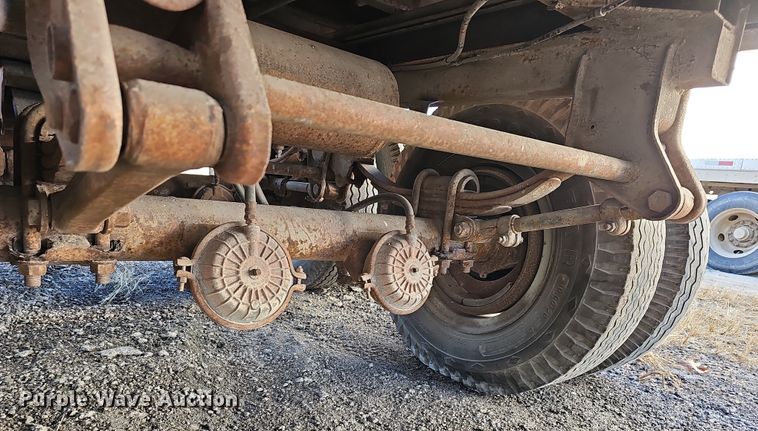 image for item DR5922 1984 Dorsey SS01454TS  dry van trailer