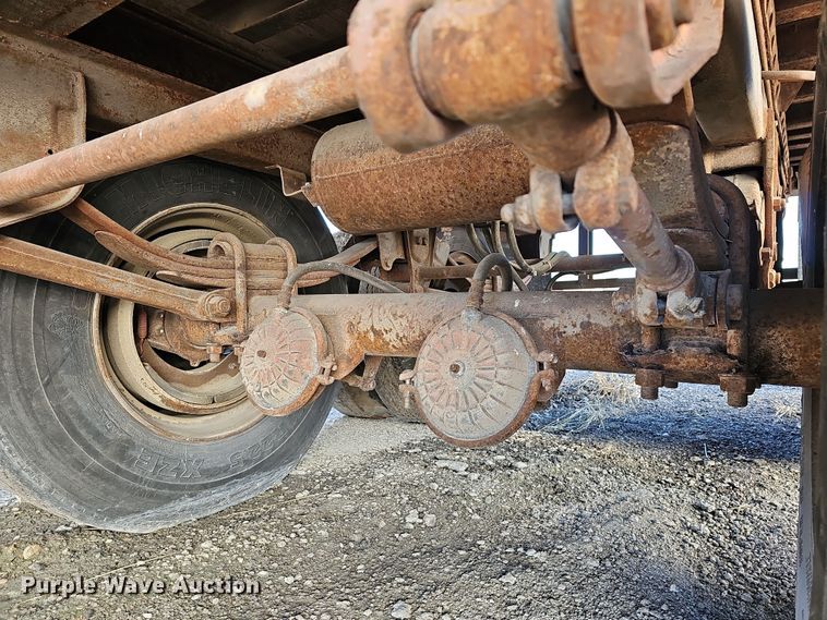 image for item DR5922 1984 Dorsey SS01454TS  dry van trailer