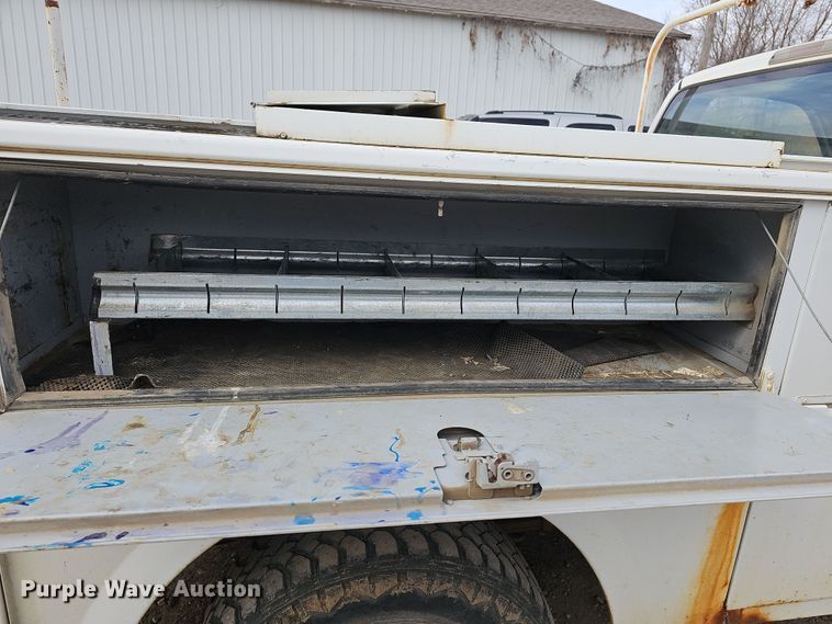 image for item DR5924 2001 Dodge Ram 2500  utility bed pickup truck