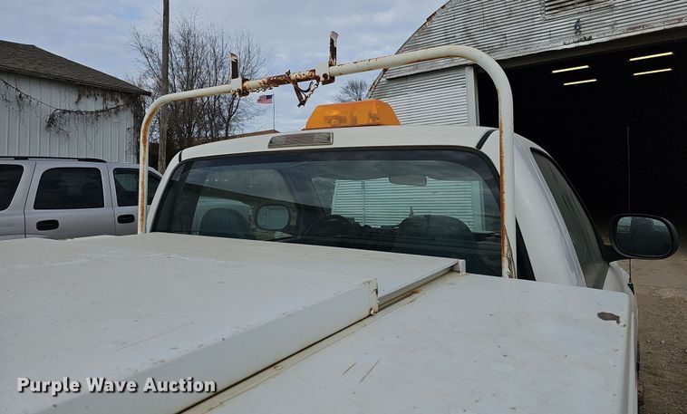 image for item DR5924 2001 Dodge Ram 2500  utility bed pickup truck