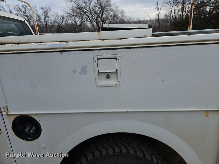 image for item DR5924 2001 Dodge Ram 2500  utility bed pickup truck