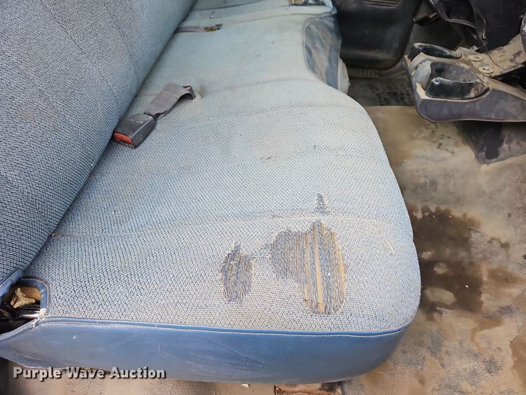 image for item DR5924 2001 Dodge Ram 2500  utility bed pickup truck