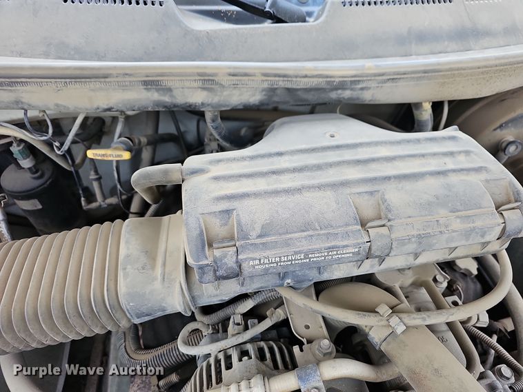 image for item DR5924 2001 Dodge Ram 2500  utility bed pickup truck