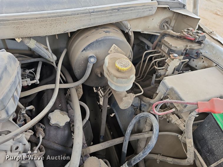 image for item DR5924 2001 Dodge Ram 2500  utility bed pickup truck