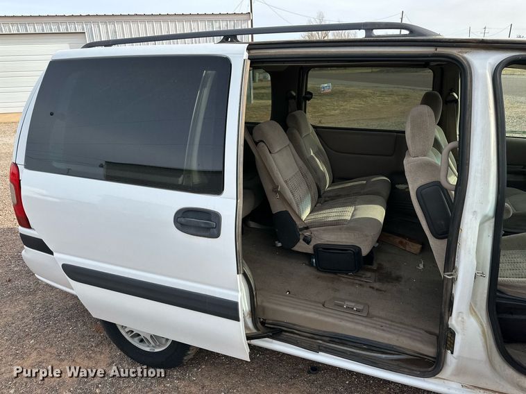 image for item IB9268 2005 Chevrolet Venture  van