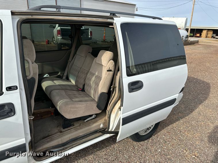 image for item IB9268 2005 Chevrolet Venture  van