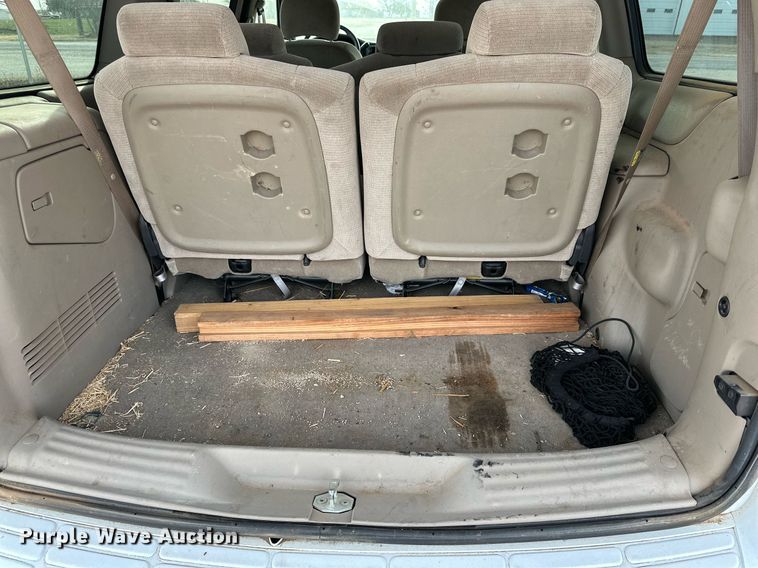 image for item IB9268 2005 Chevrolet Venture  van